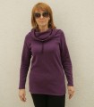 jako bluza na modelce o rozmiarze 38